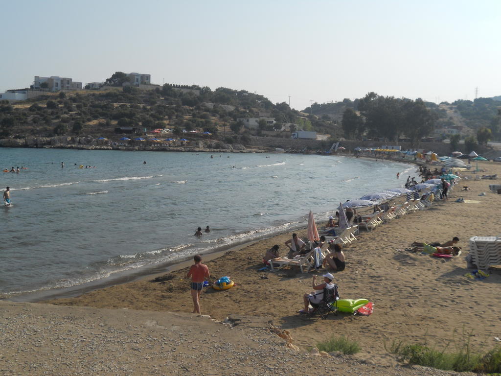 Baris Hotel Erdemli Bagian luar foto